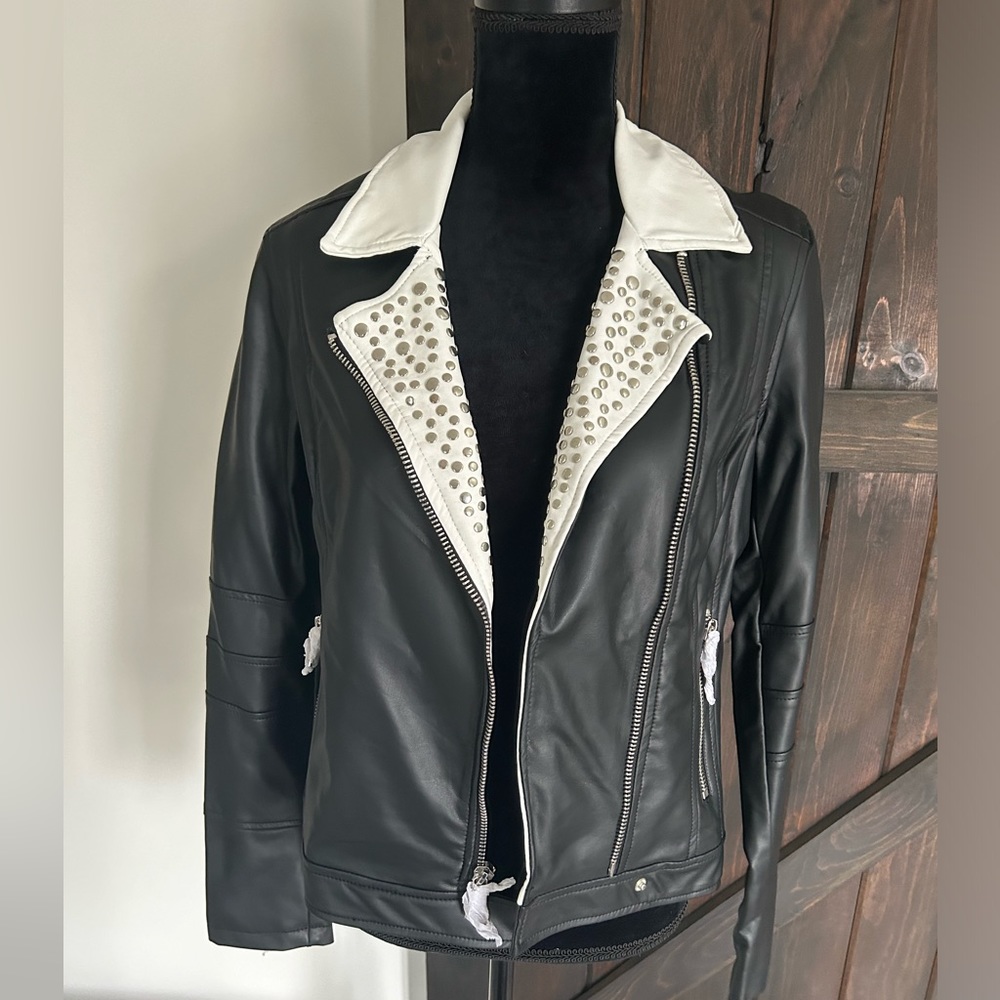 NWT New Express Minus the Leather Jacket Size women’s  Medium M
